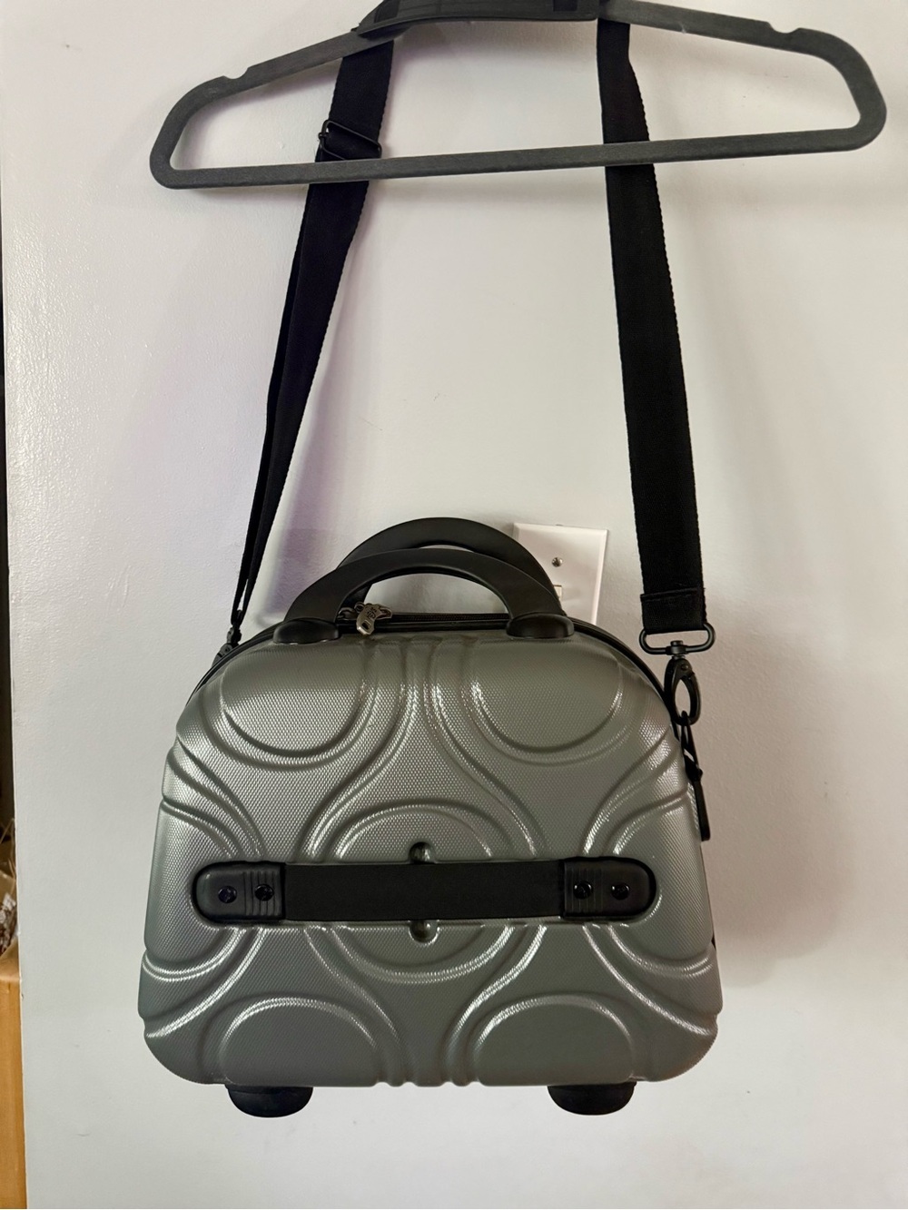 Heys Eco Orbis Hardside Beauty Case / Vanity Travel Bag – Grey - Picture 3 of 9